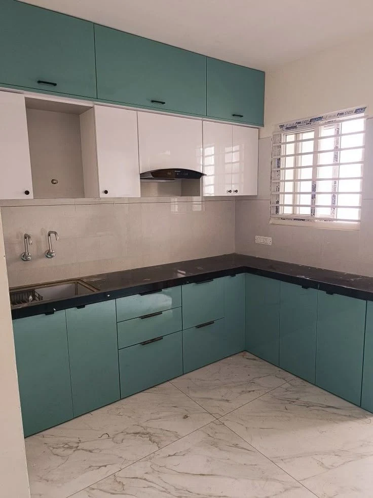 Modular Kitchen Layout 2